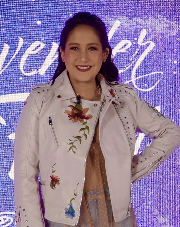 JOLINA Magdangal in ‘Lavender Fields.’